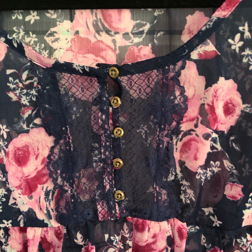 Arizona Jeans Company Rose Boho Blouse - Picture 5 of 7